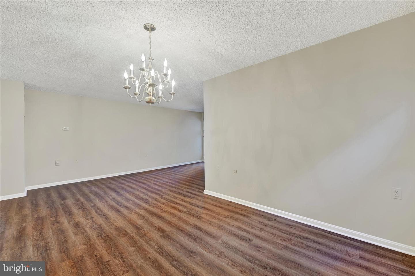 1012 Mastline Drive photo 19