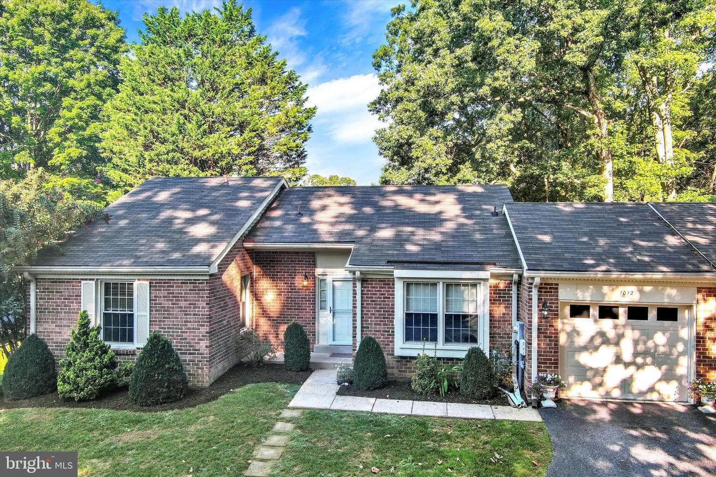 1012 Mastline Drive photo 39