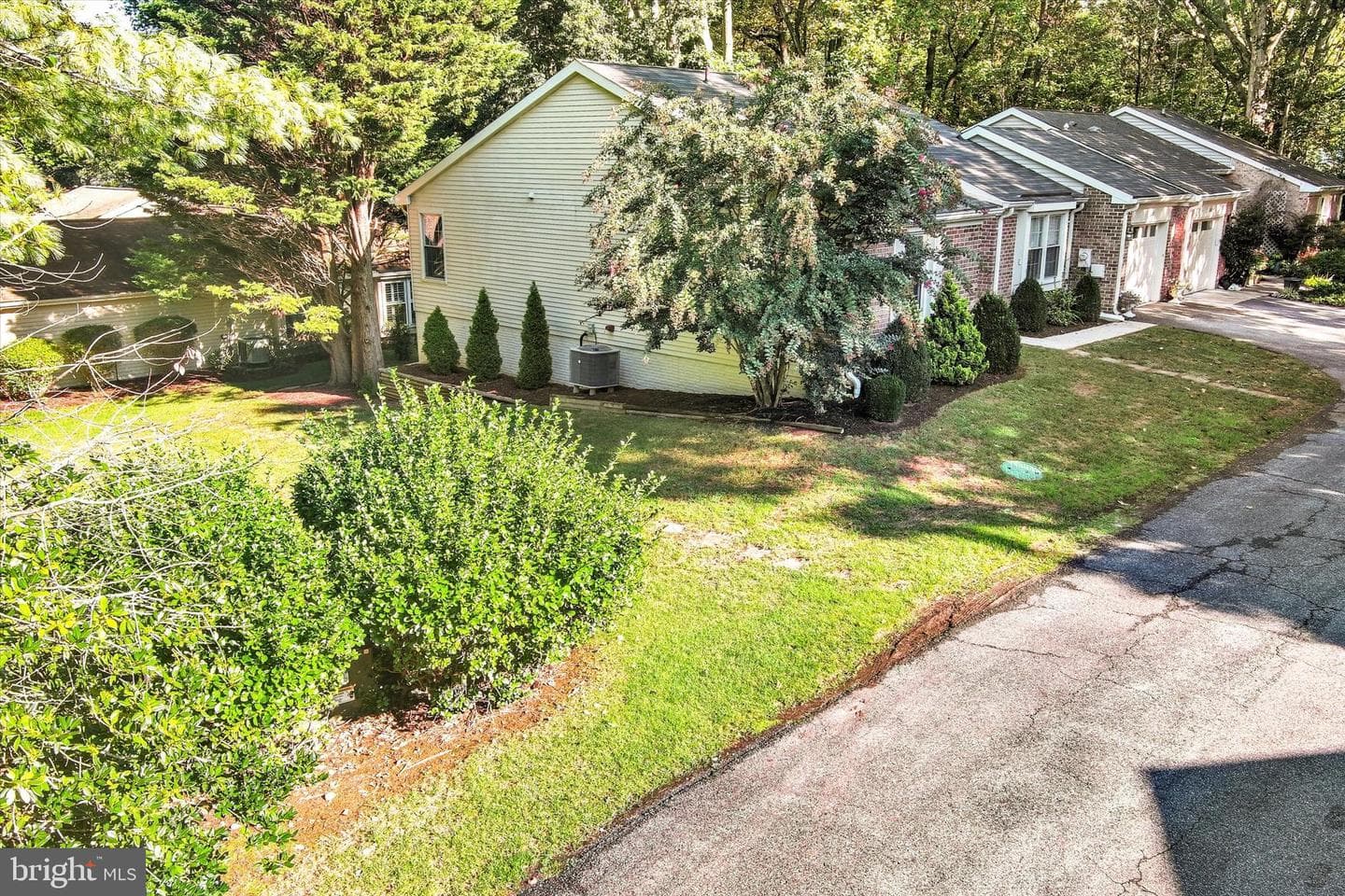 1012 Mastline Drive photo 44