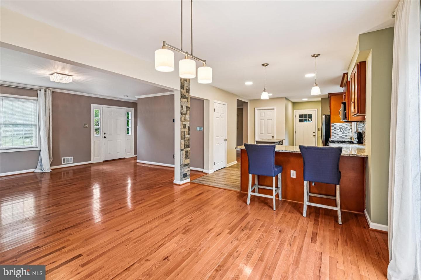 961 College Drive photo 11