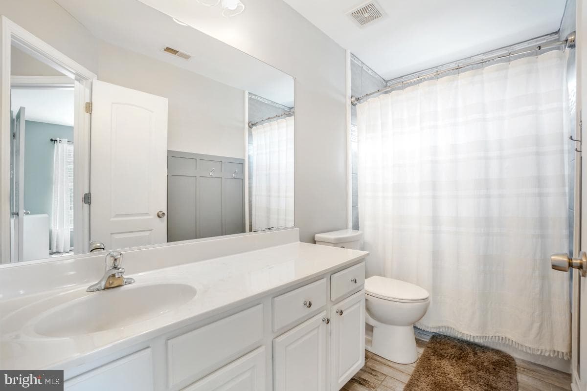 8020 Flora Lane photo 23