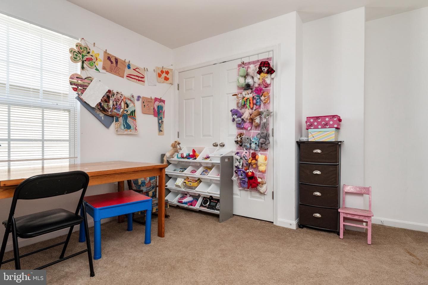 5547 Exeter Street photo 20