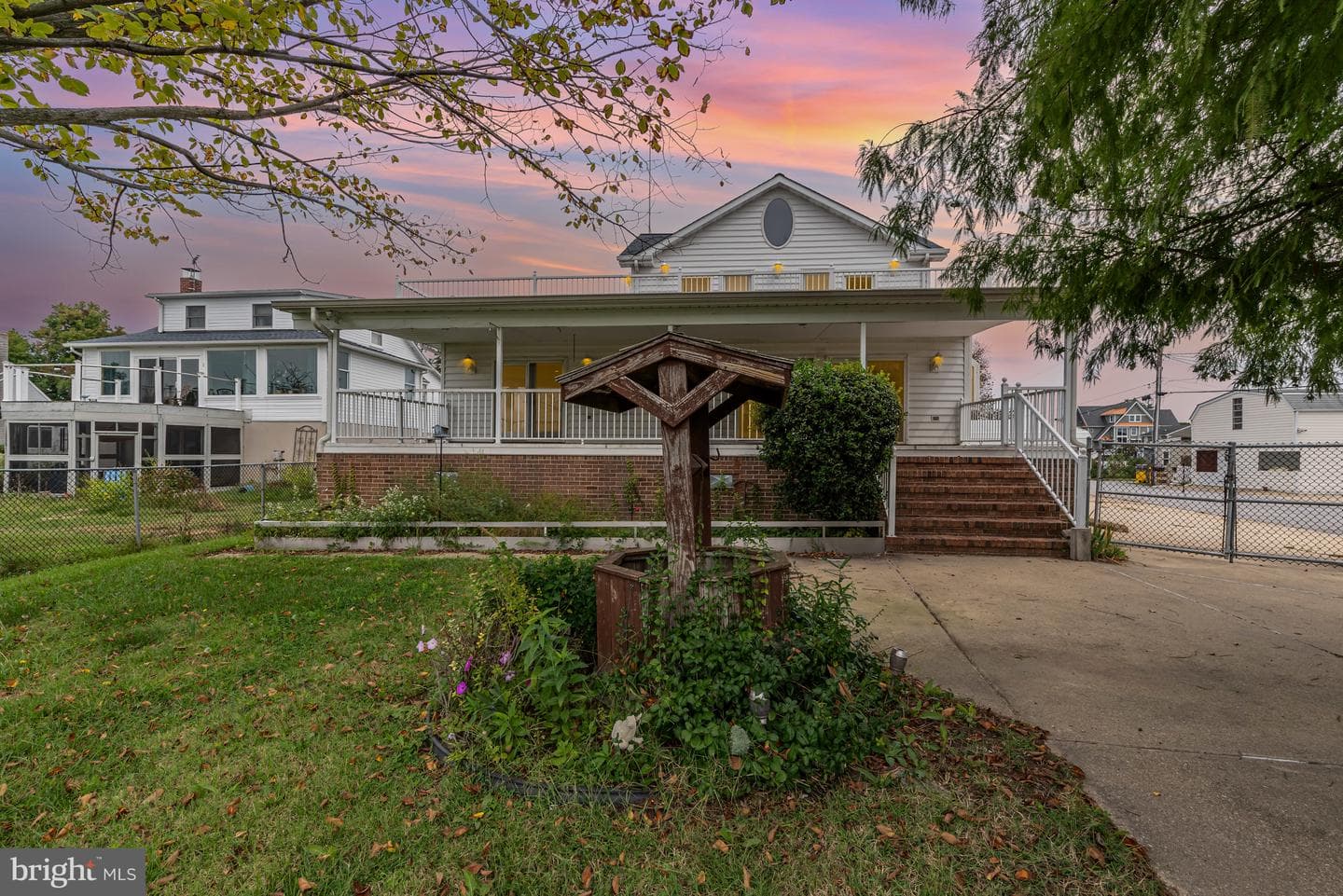 7862 Bodkin View Drive, Pasadena