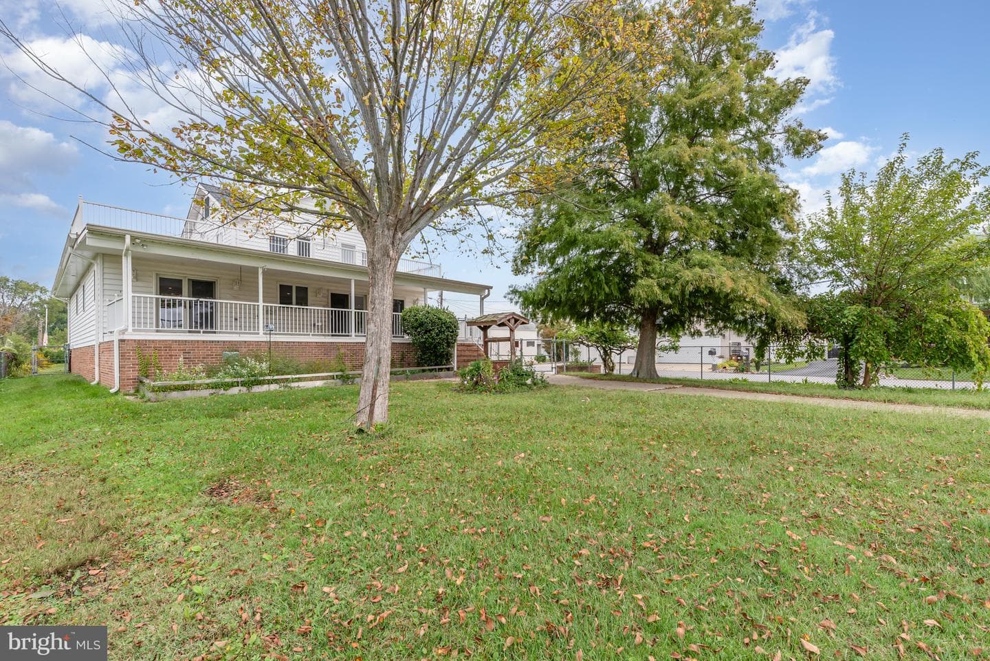 7862 Bodkin View Drive, Pasadena