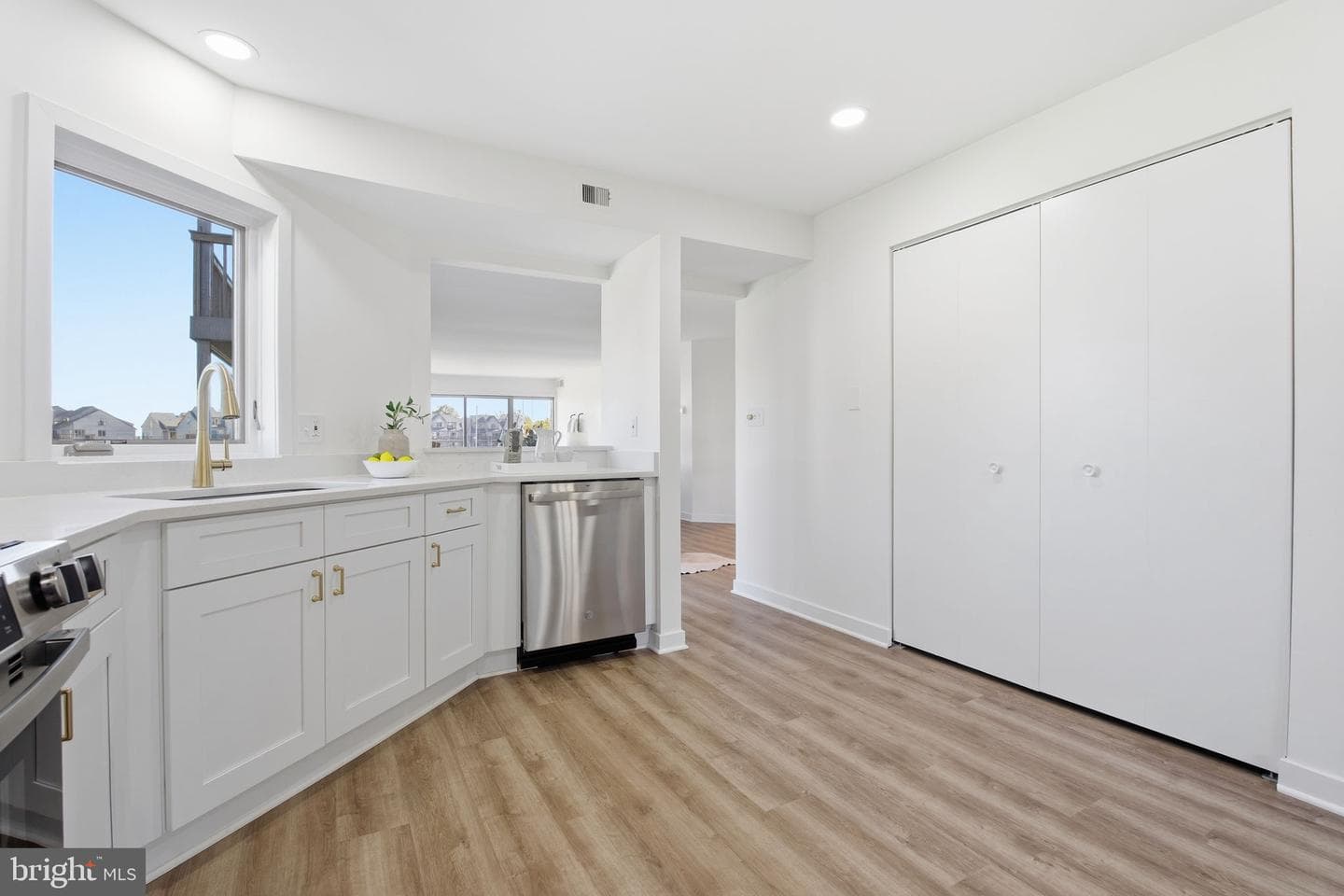 7026 Channel Village Court #102 photo 12