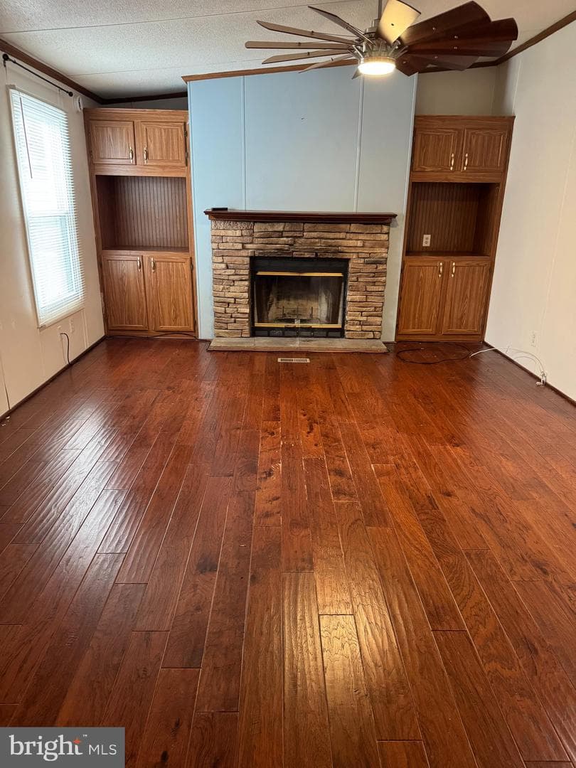 460 Sarah Anne Drive photo 2
