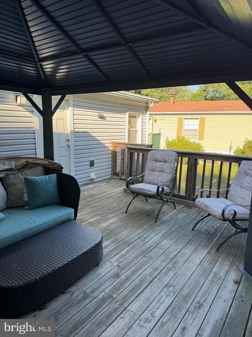 460 Sarah Anne Drive photo 32