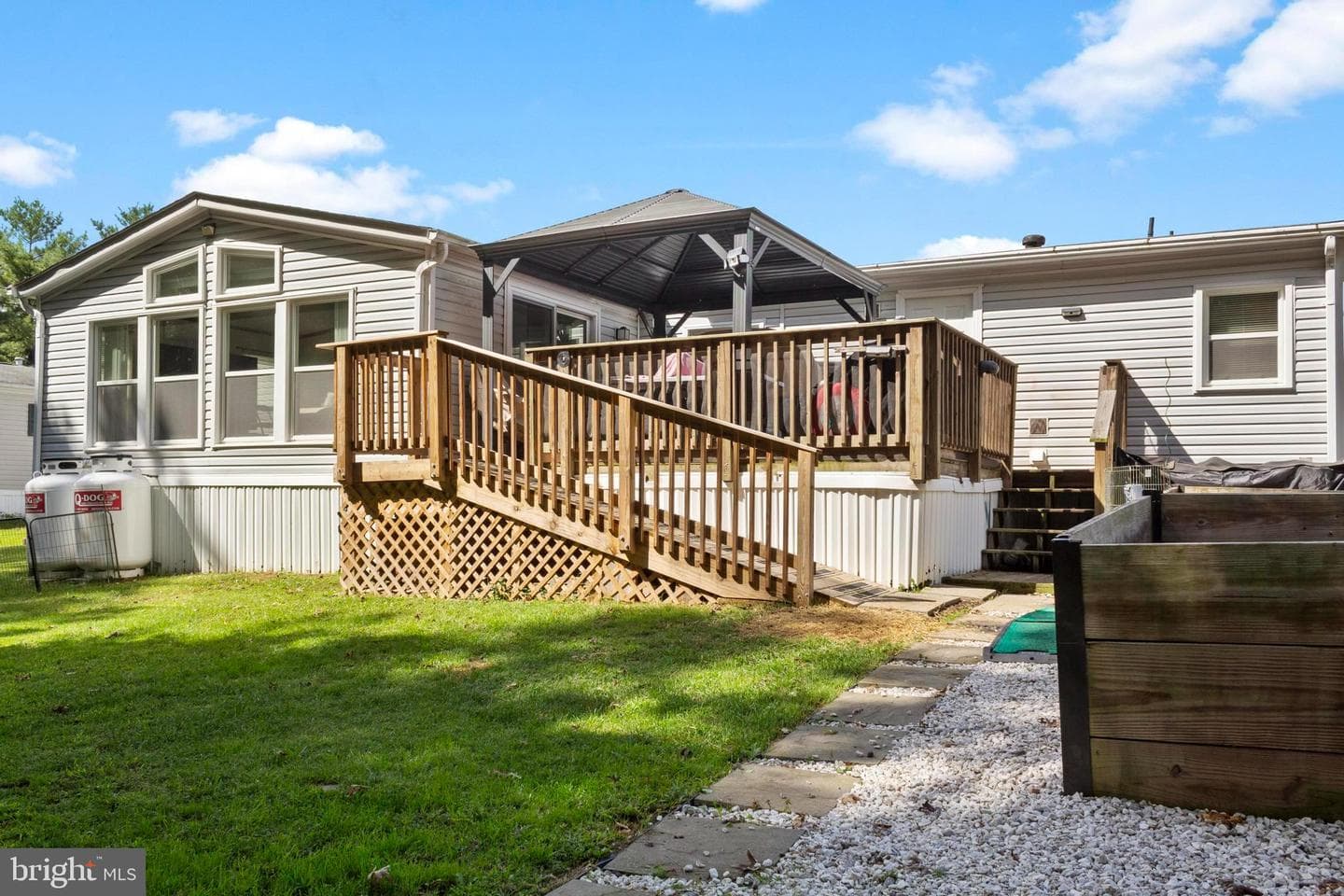 460 Sarah Anne Drive photo 37
