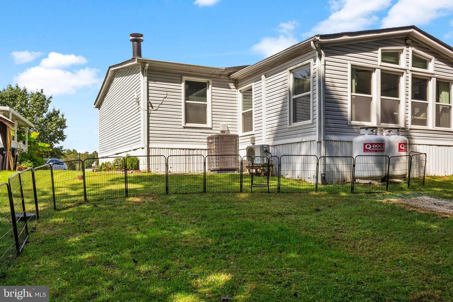 460 Sarah Anne Drive photo 45