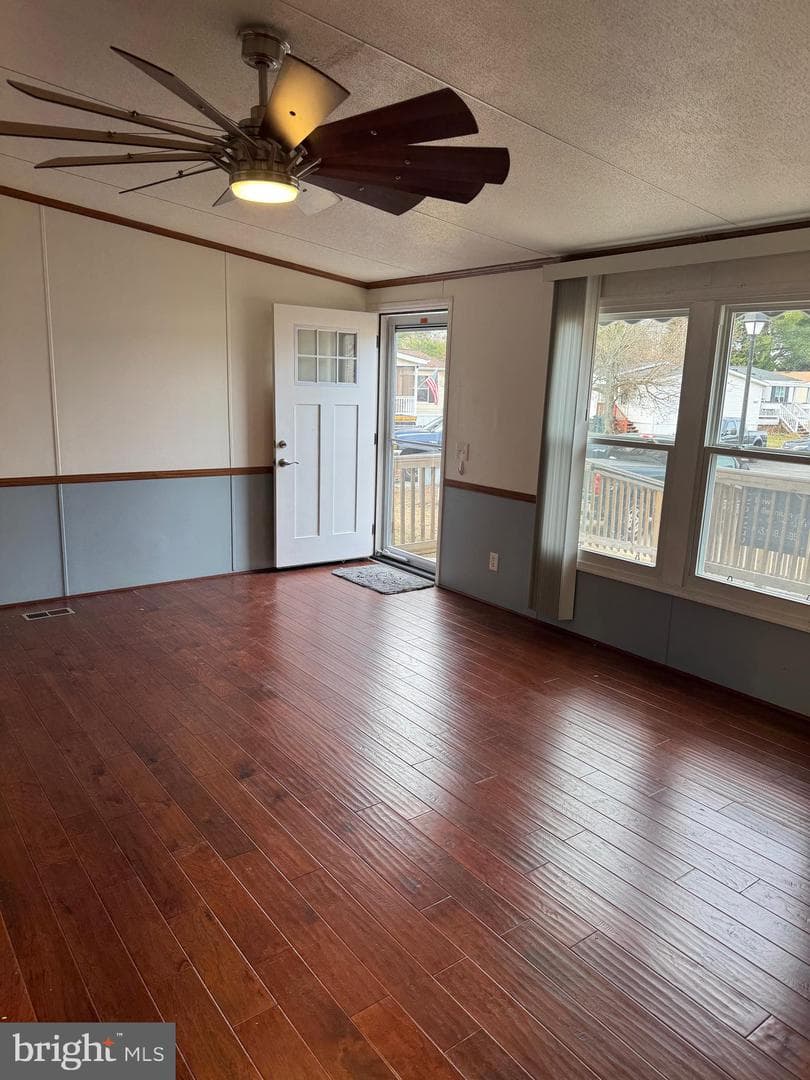 460 Sarah Anne Drive photo 9