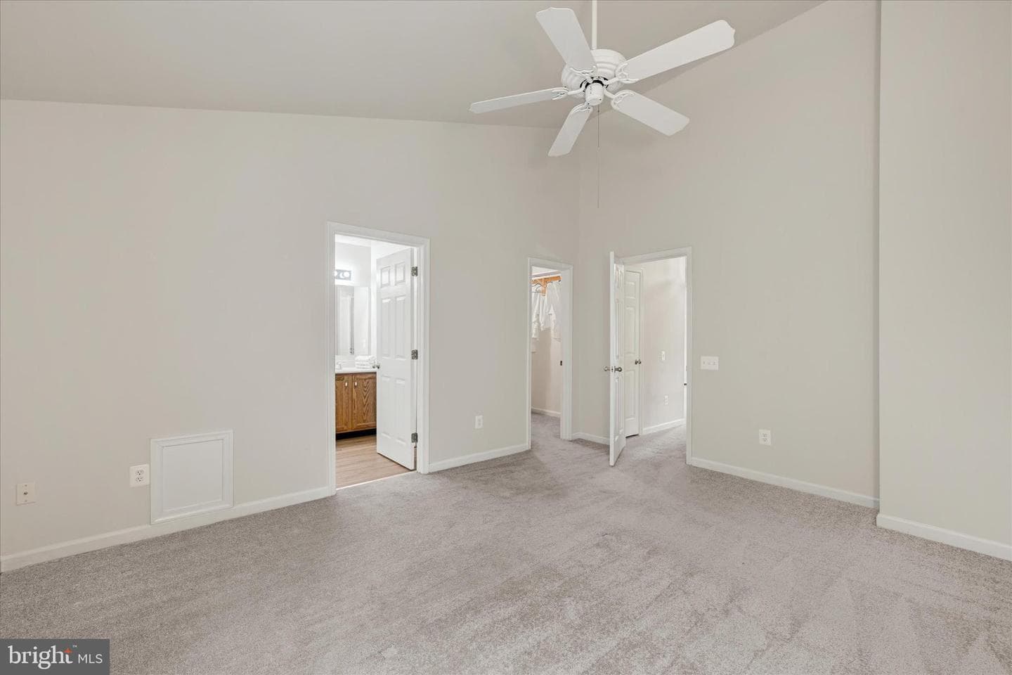 178 Pinecove Avenue photo 19