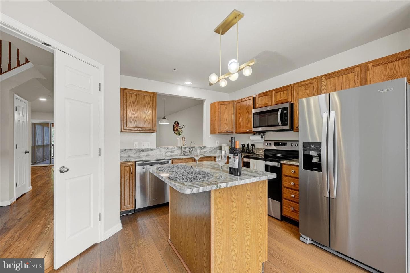 178 Pinecove Avenue photo 5