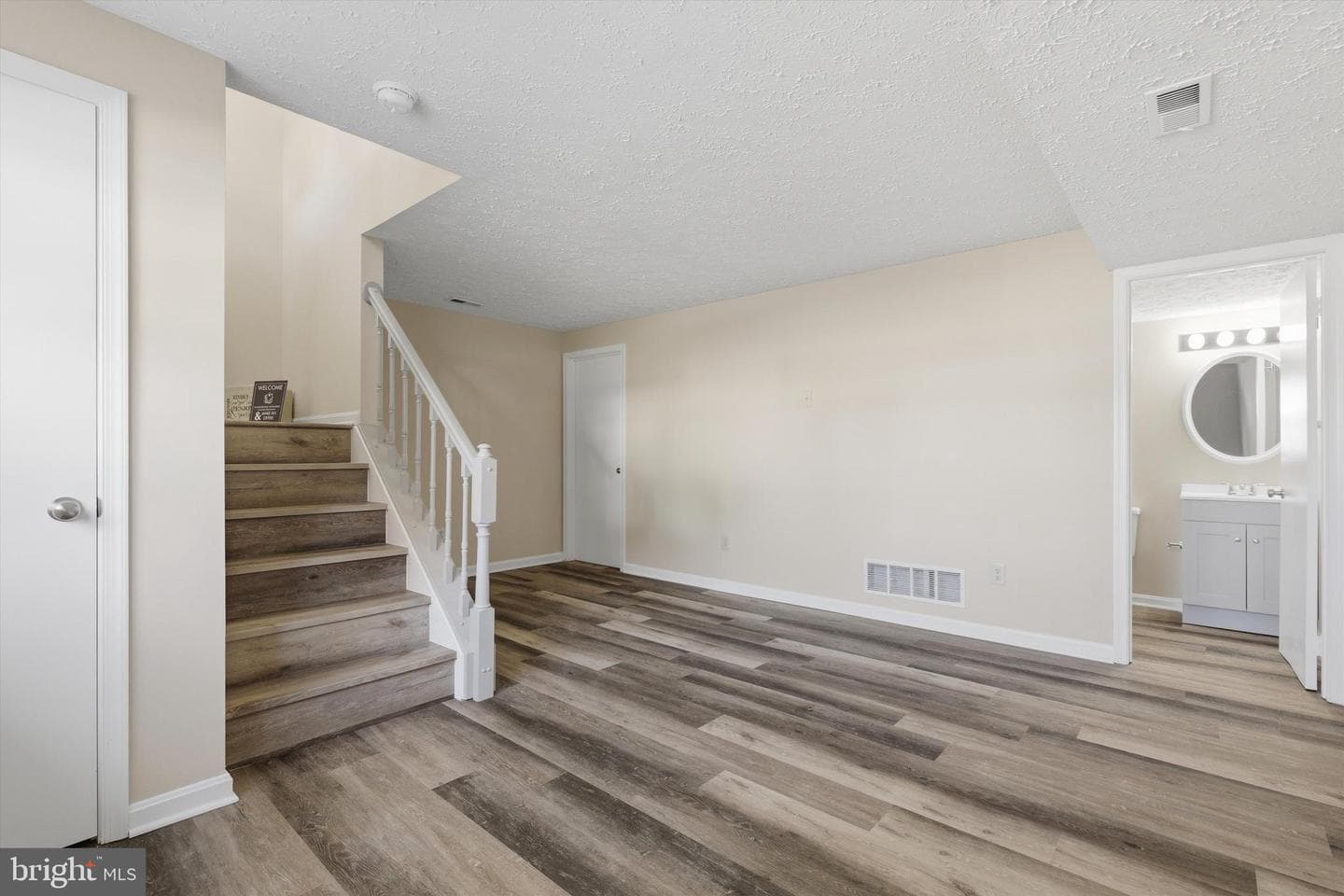 209 Lincoln Avenue SW photo 14