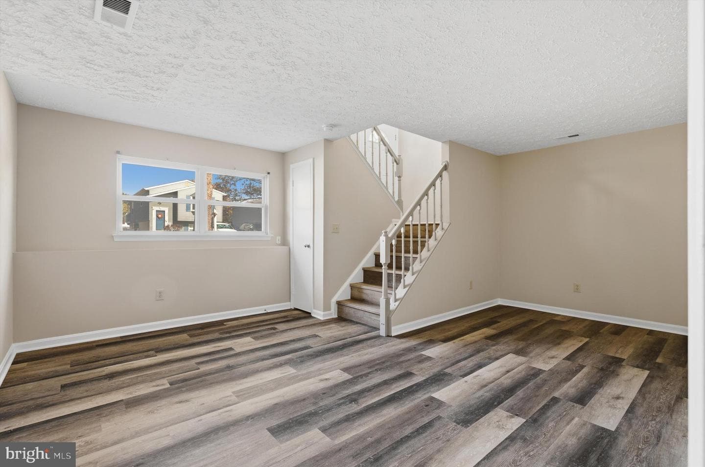 209 Lincoln Avenue SW photo 16