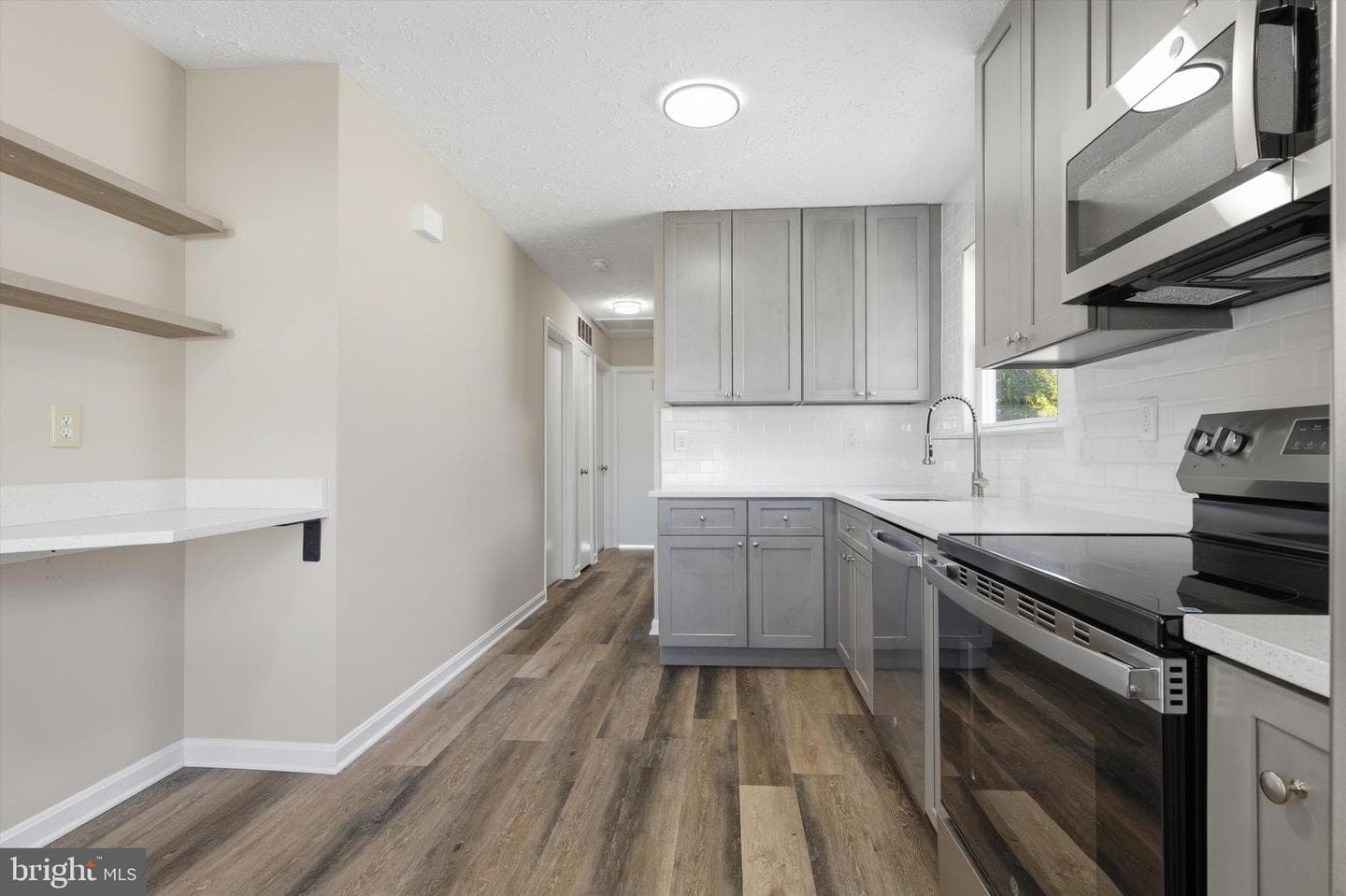 209 Lincoln Avenue SW photo 6