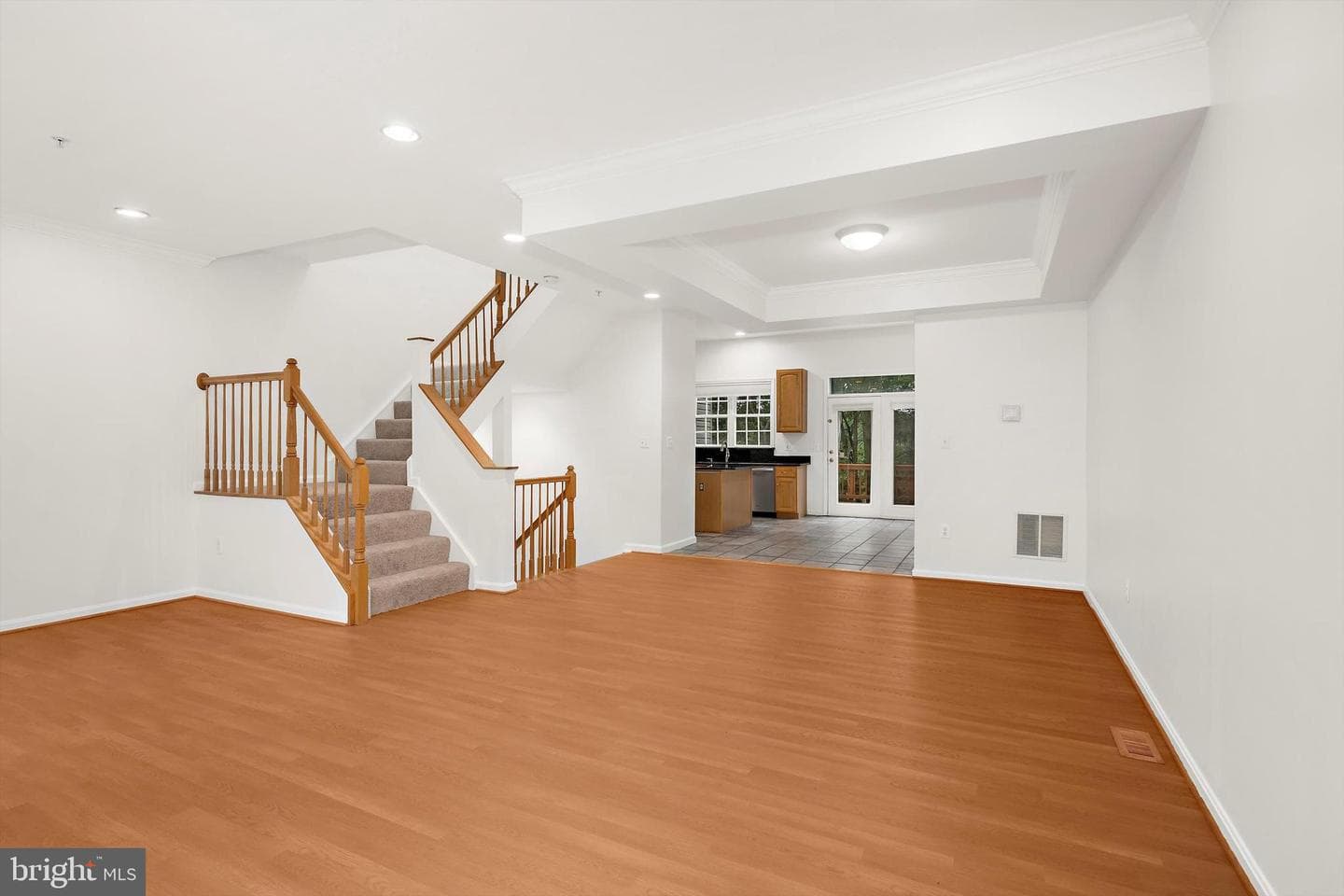 618 Andrew Hill Road photo 2