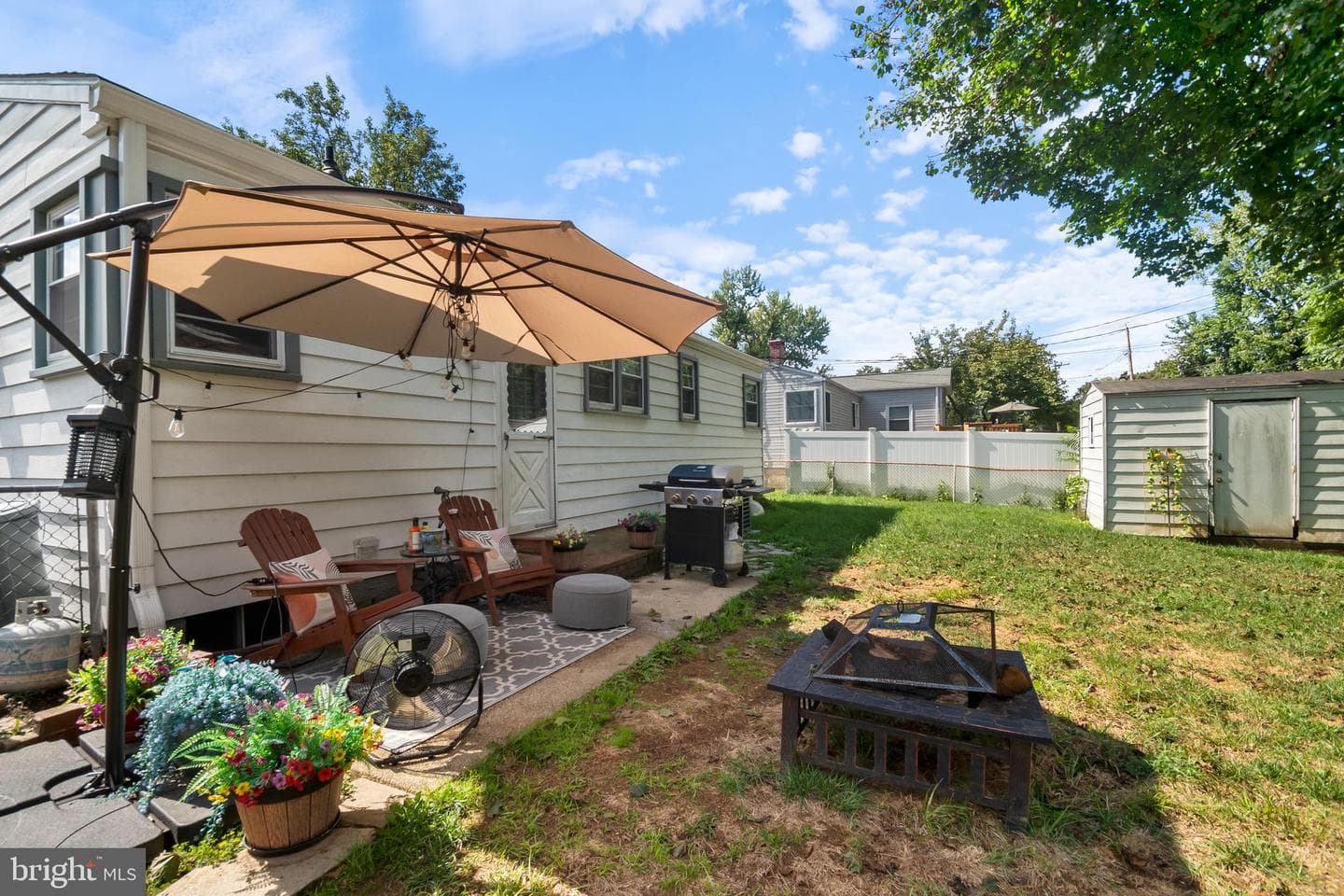 220 Cheddington Road photo 8