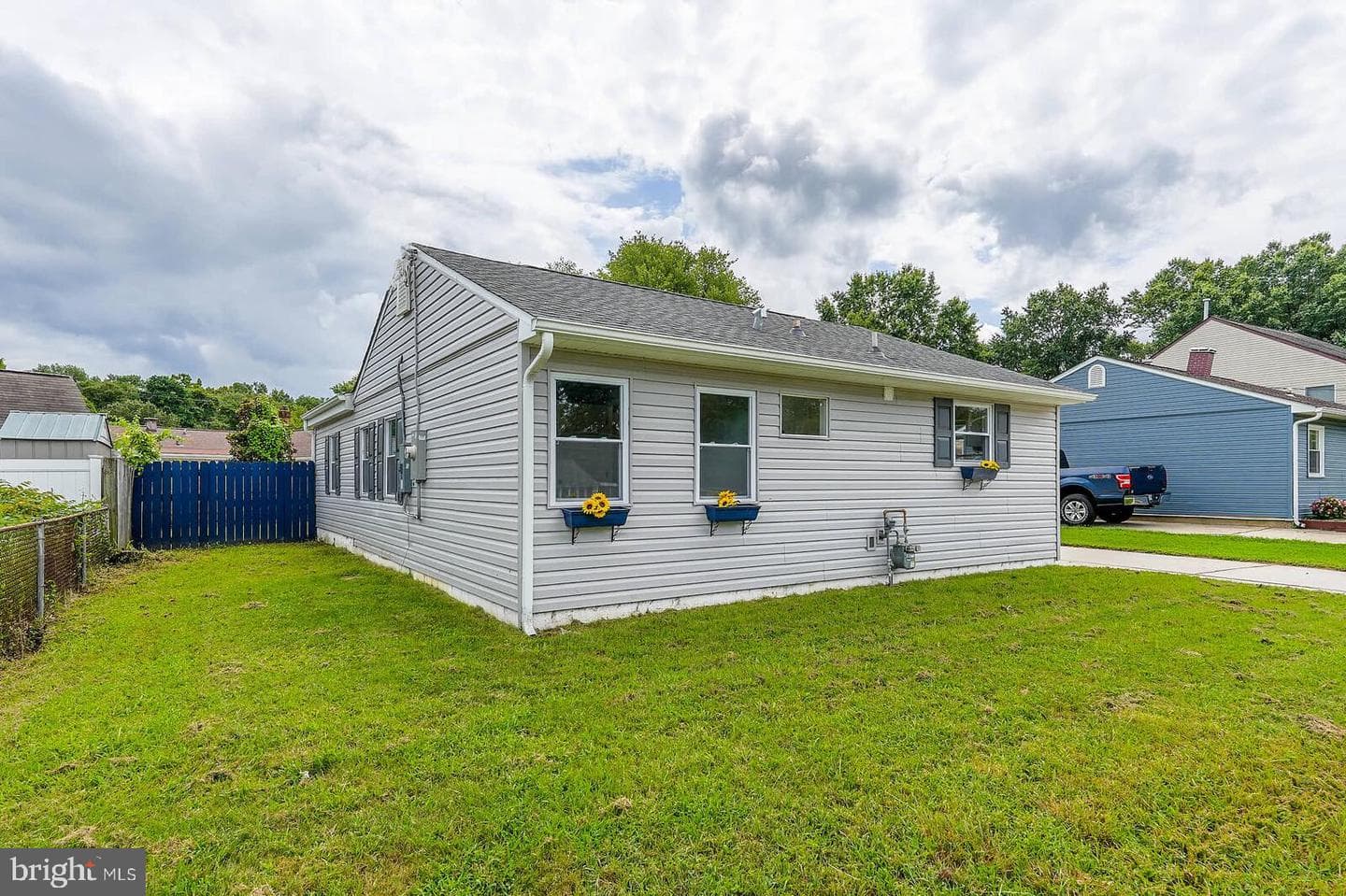 649 New Jersey Avenue NE photo 4