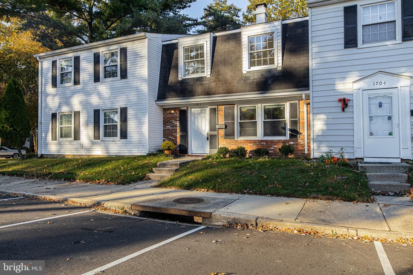 1702 Gunwood Place photo 2