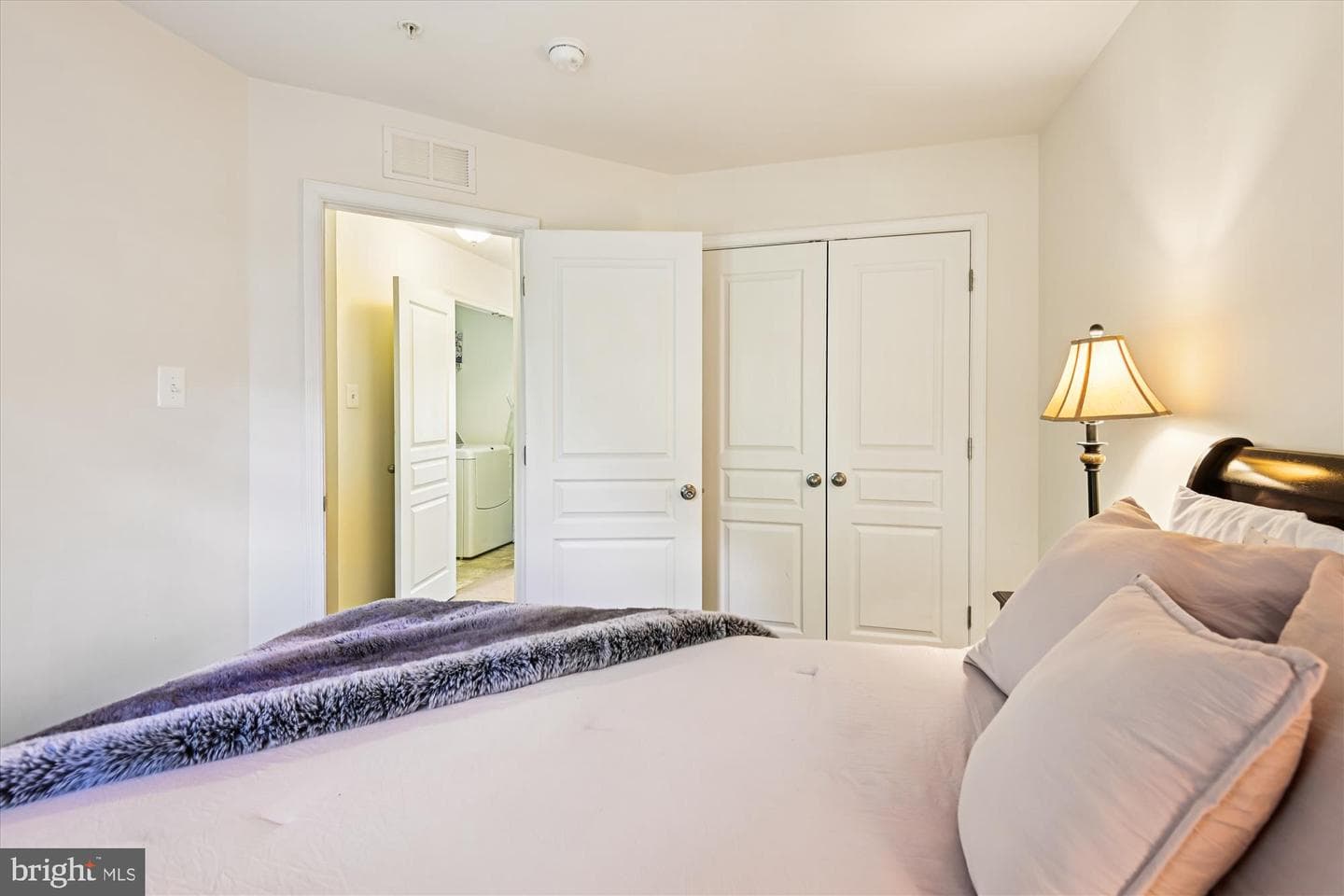 120 Kindred Way photo 16