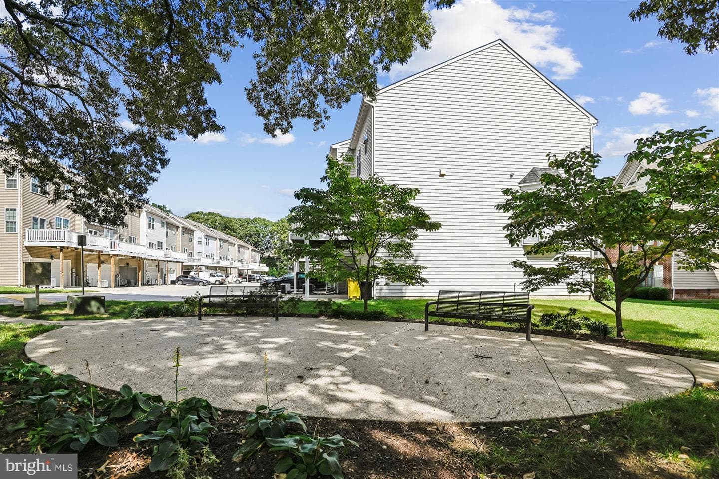 120 Kindred Way photo 39