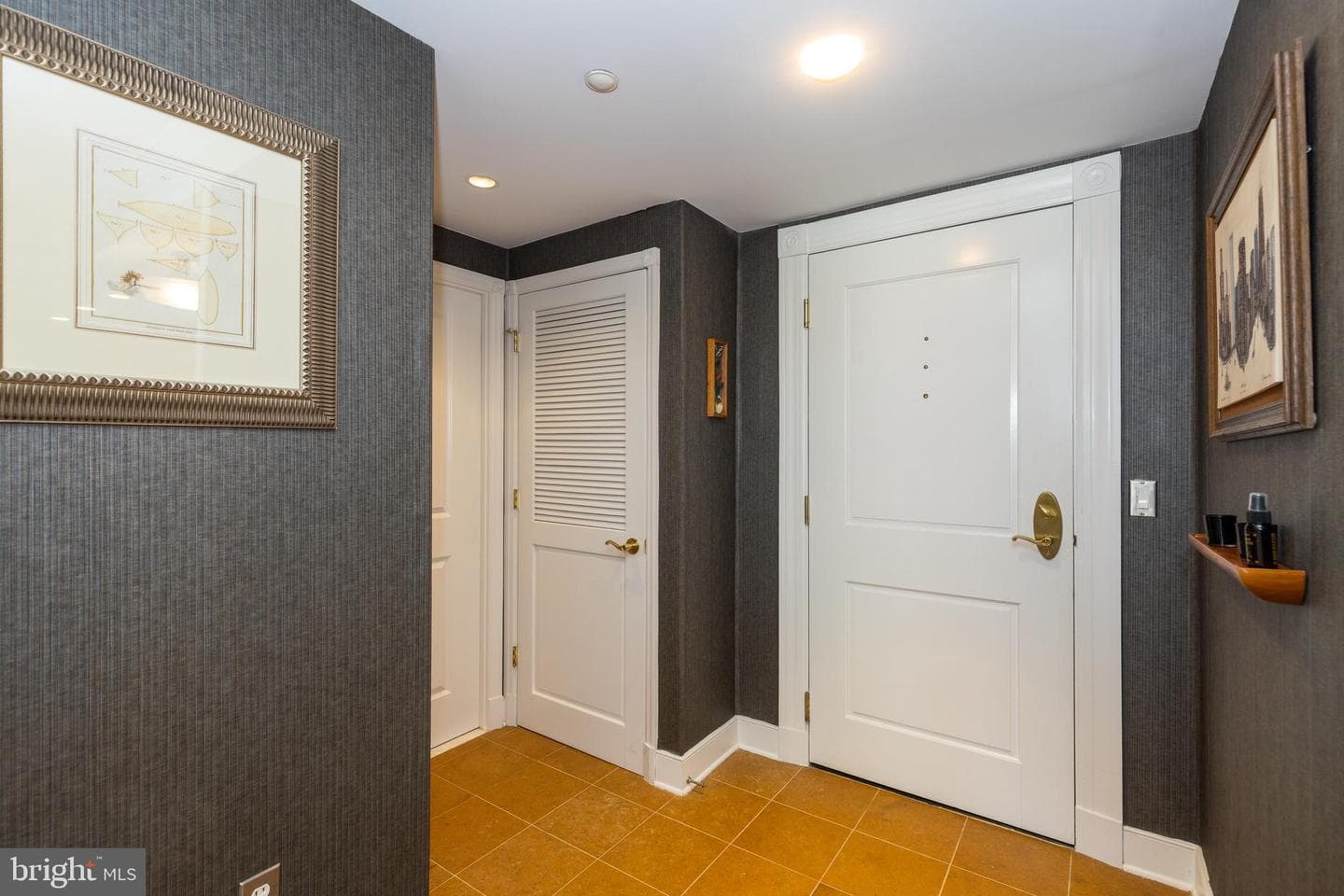 5 Park Place #602 photo 13