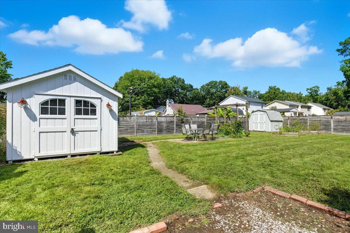 4962 Elm Street photo 18
