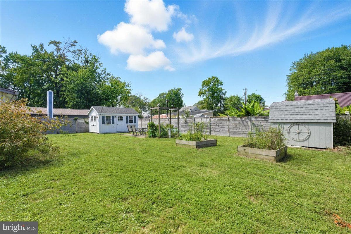 4962 Elm Street photo 19