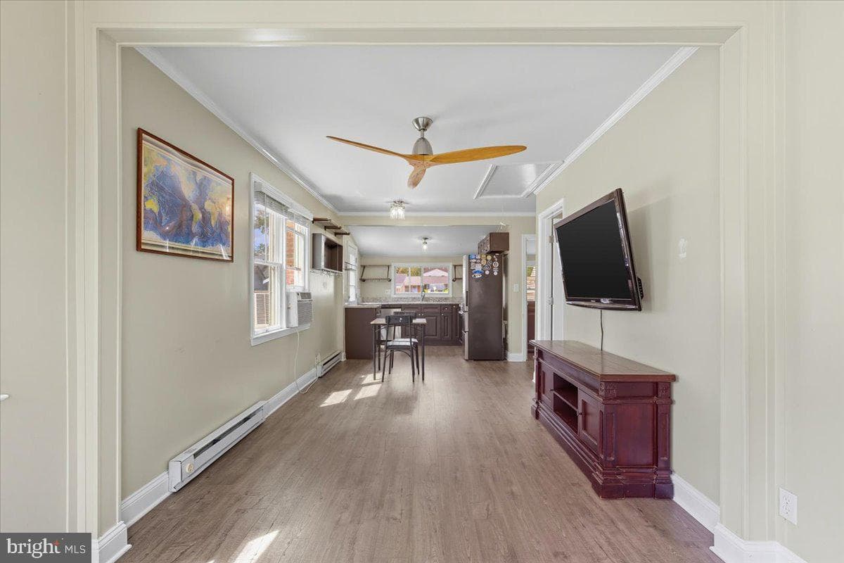 4962 Elm Street photo 4