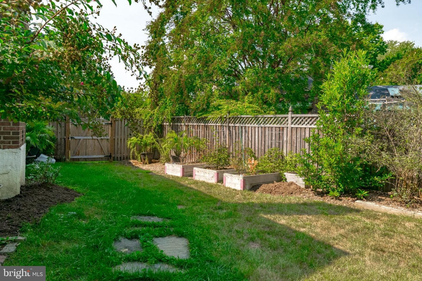 333 Brunswick Place photo 47