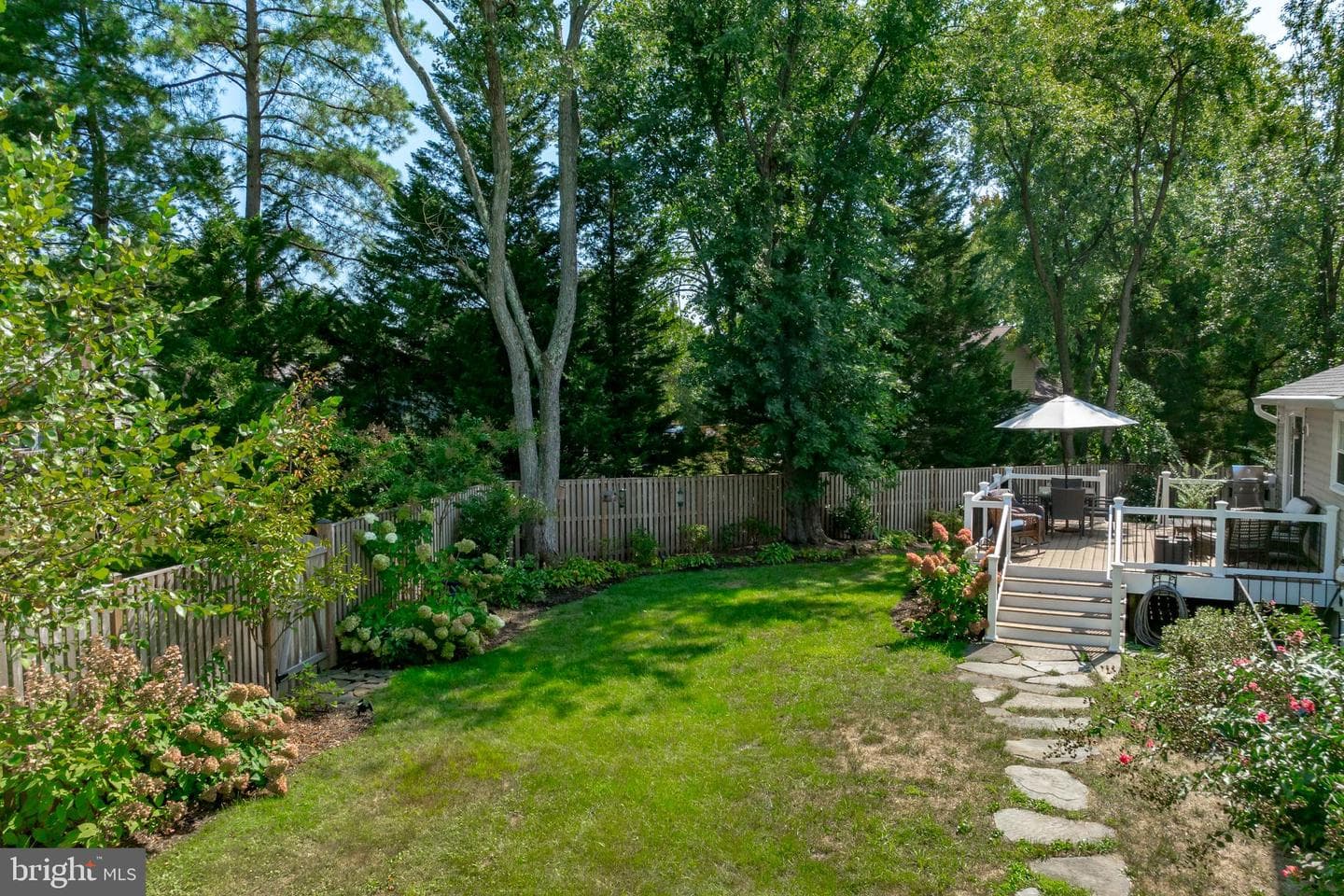 333 Brunswick Place photo 49