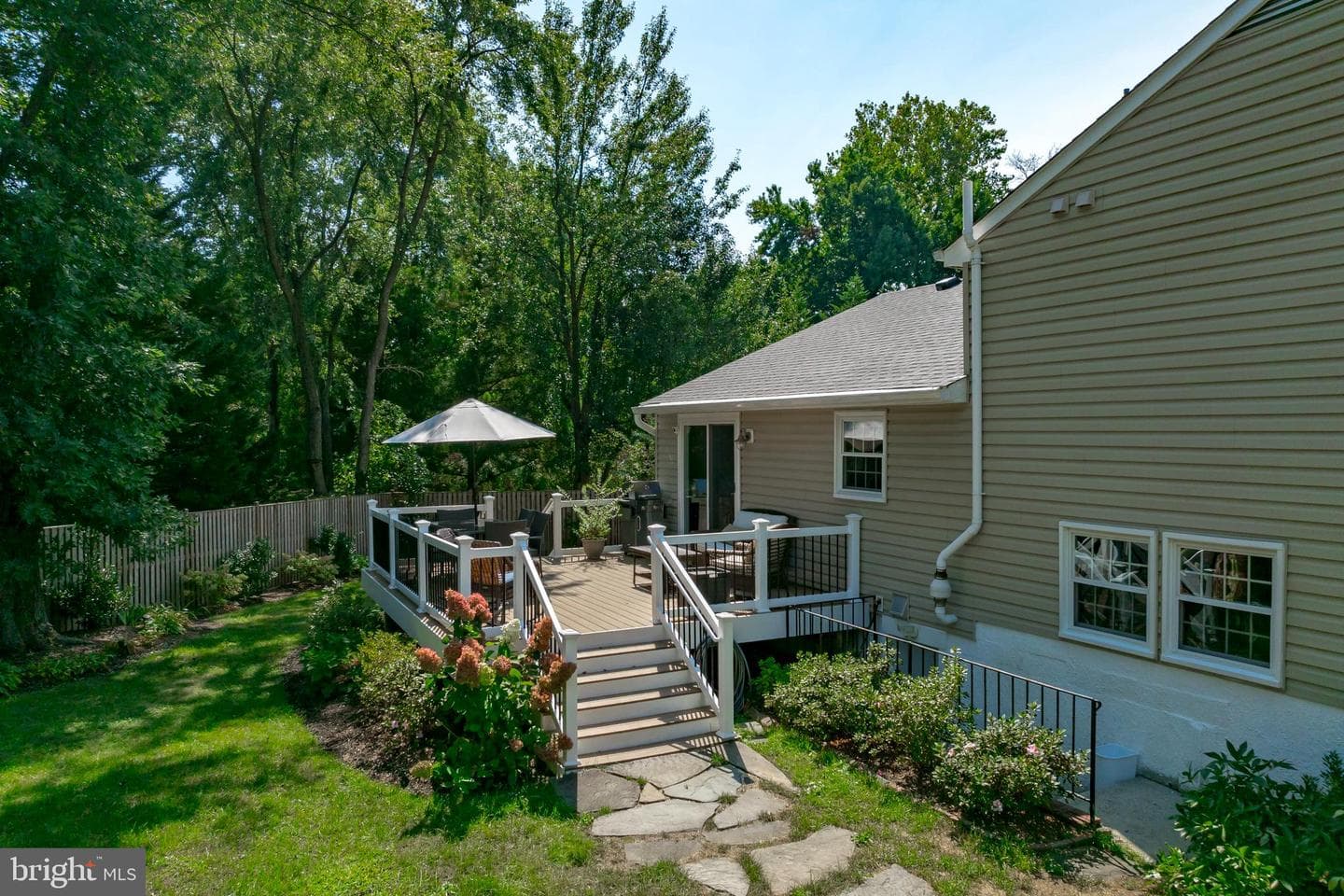 333 Brunswick Place photo 50