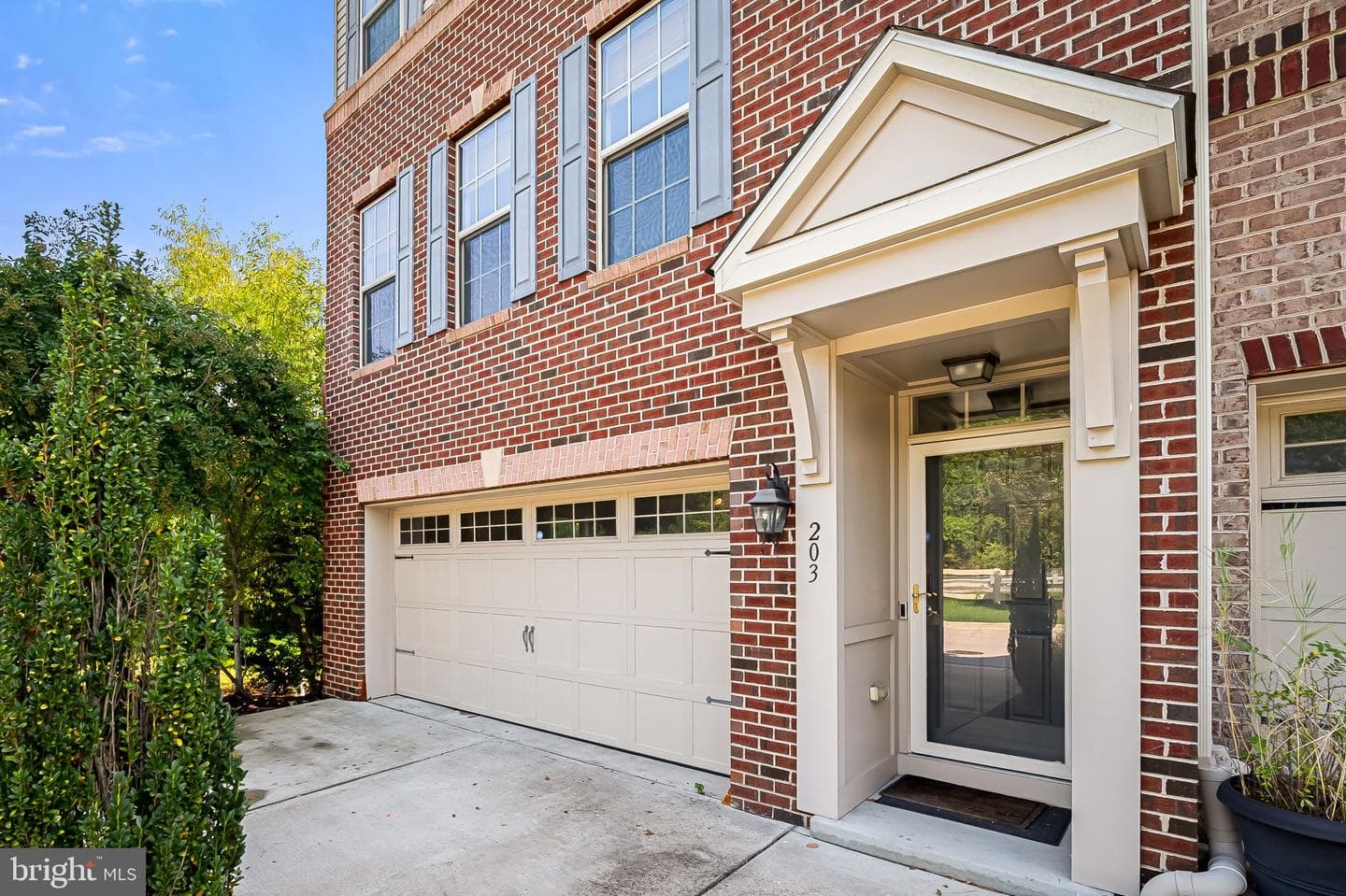 203 Mill Crossing Court photo 5