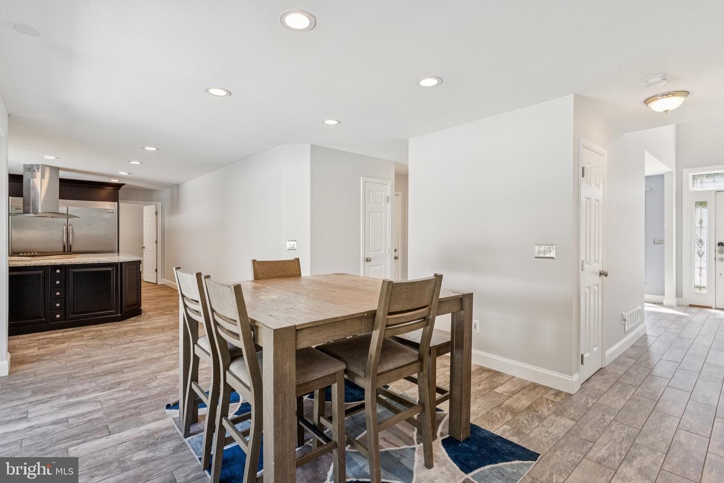 2802 Sagamore Court photo 11