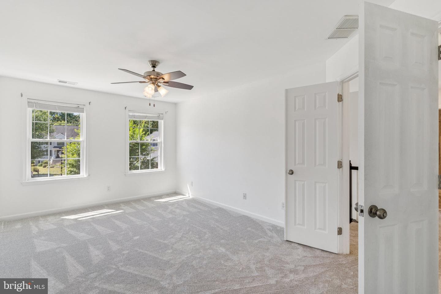 2802 Sagamore Court photo 22