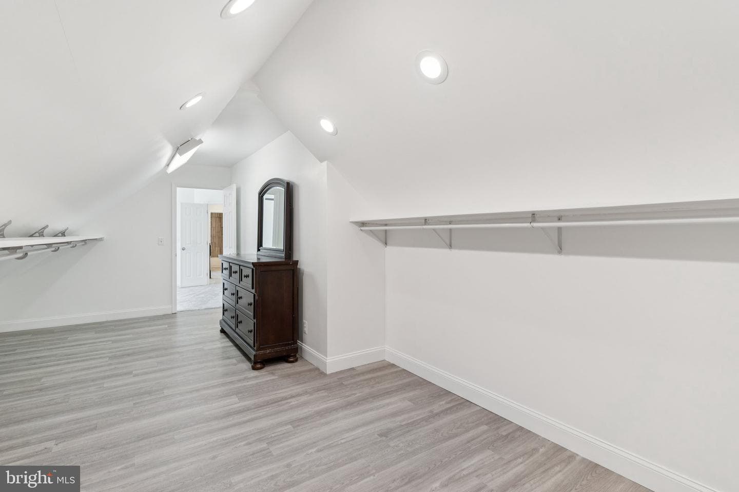 2802 Sagamore Court photo 26