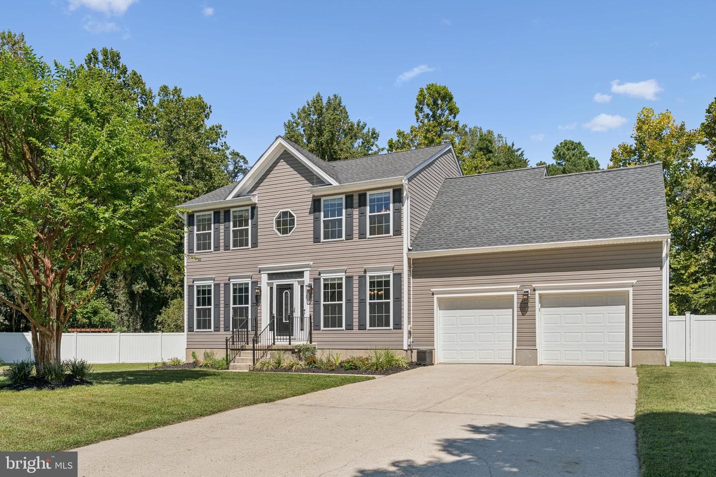 2802 Sagamore Court photo 48