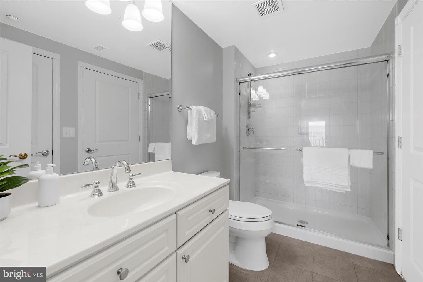 5 Park Place #702 photo 28