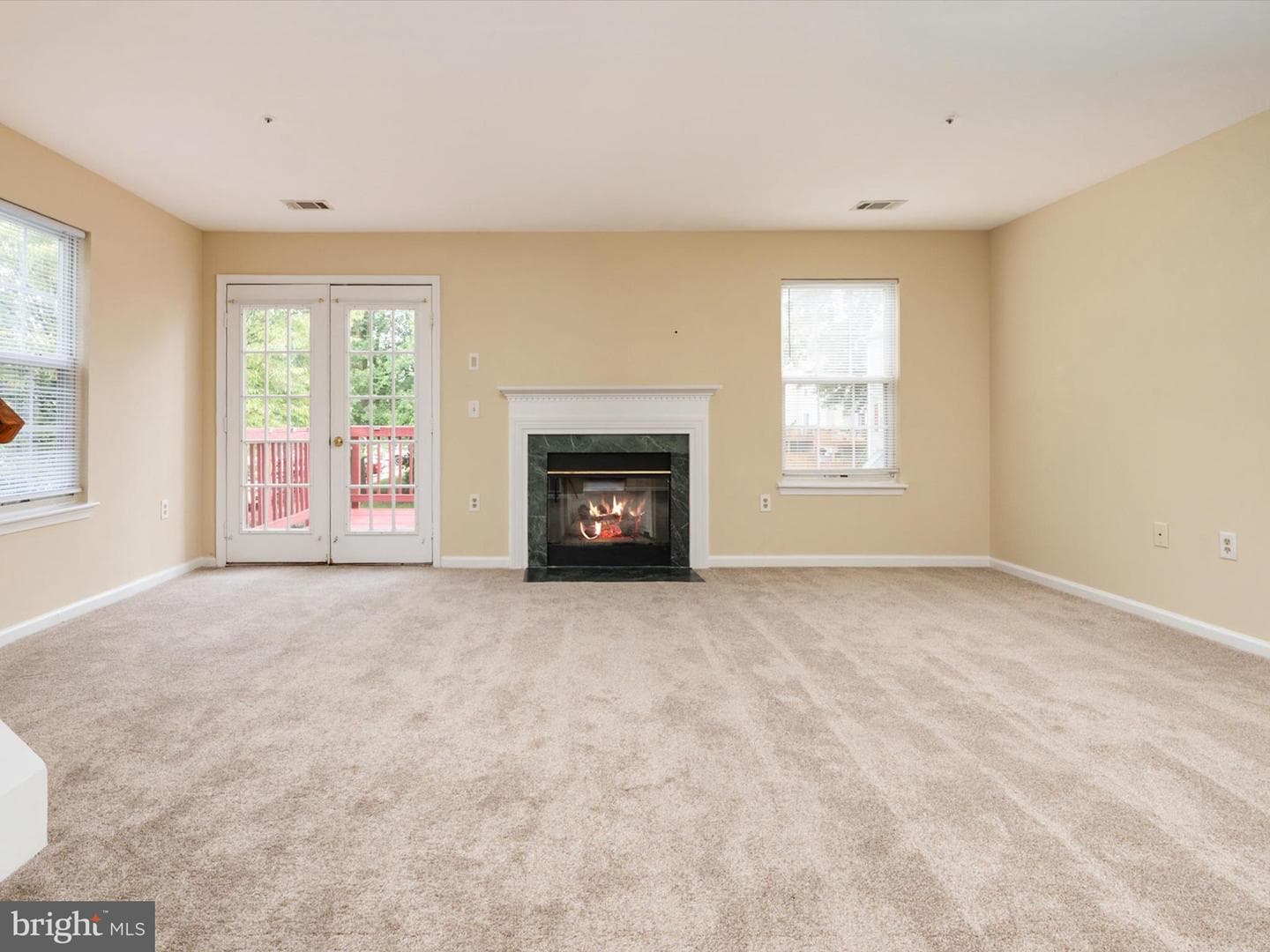 2402 Wentworth Drive photo 11