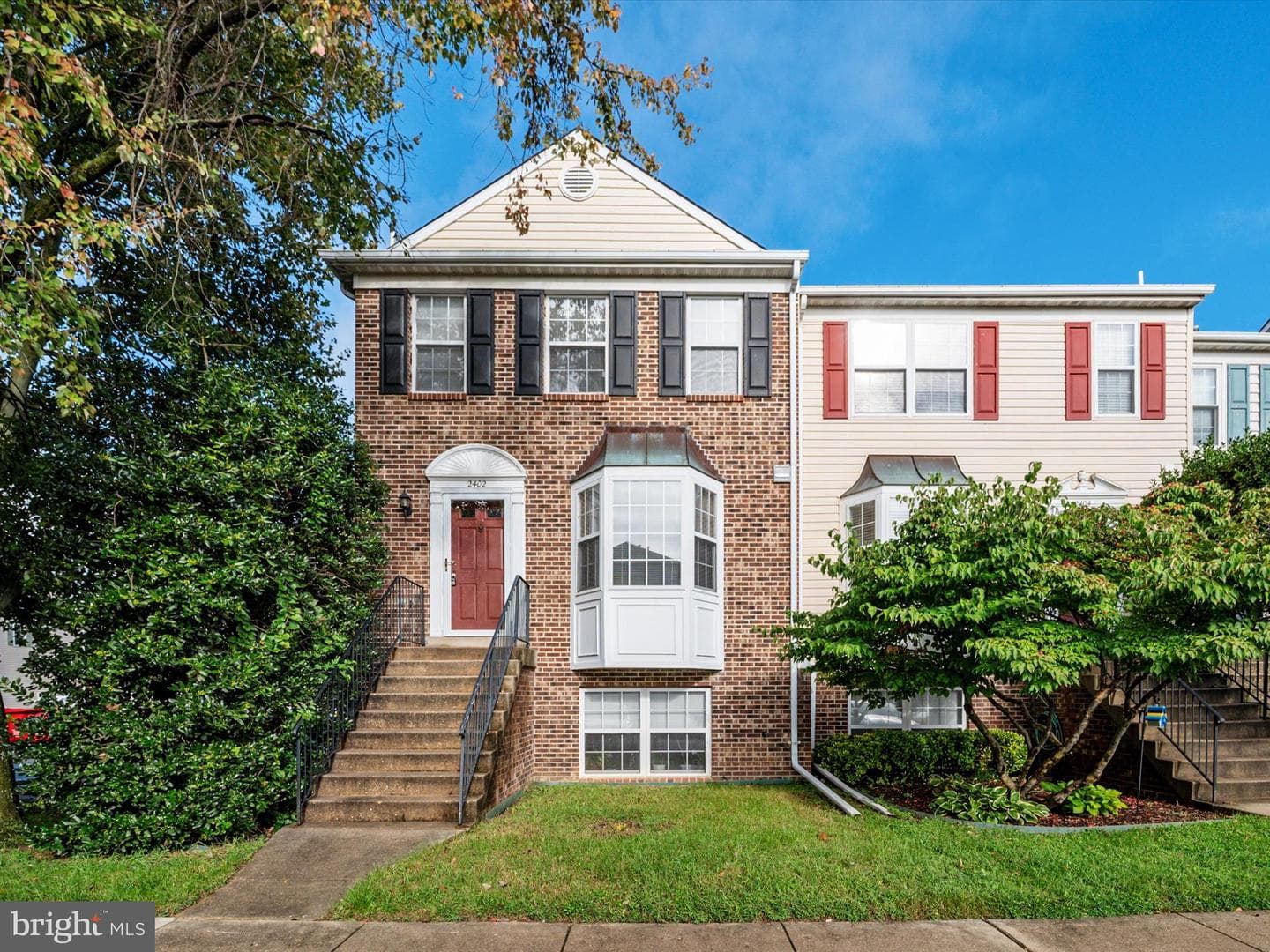 2402 Wentworth Drive photo 2
