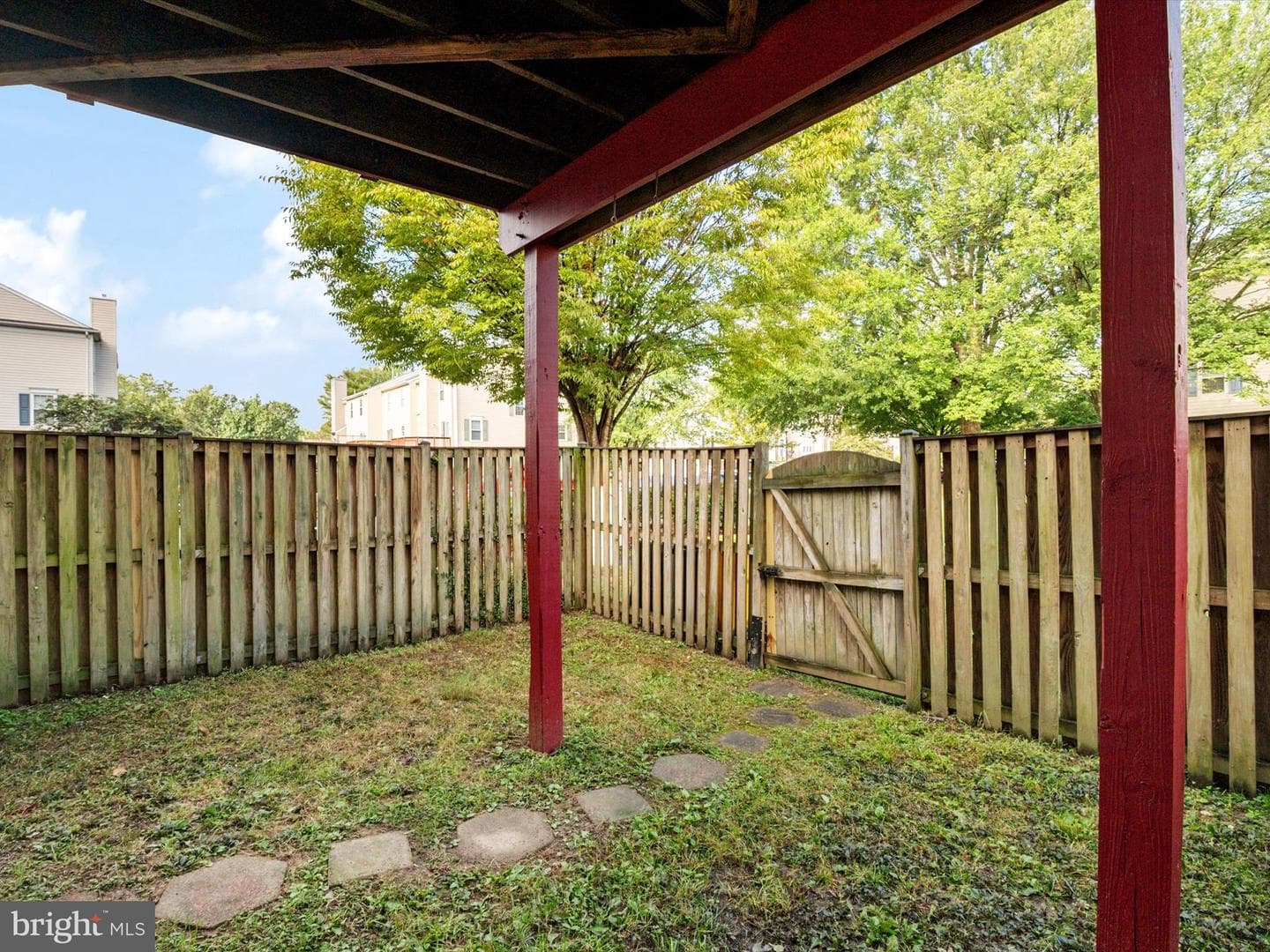 2402 Wentworth Drive photo 26