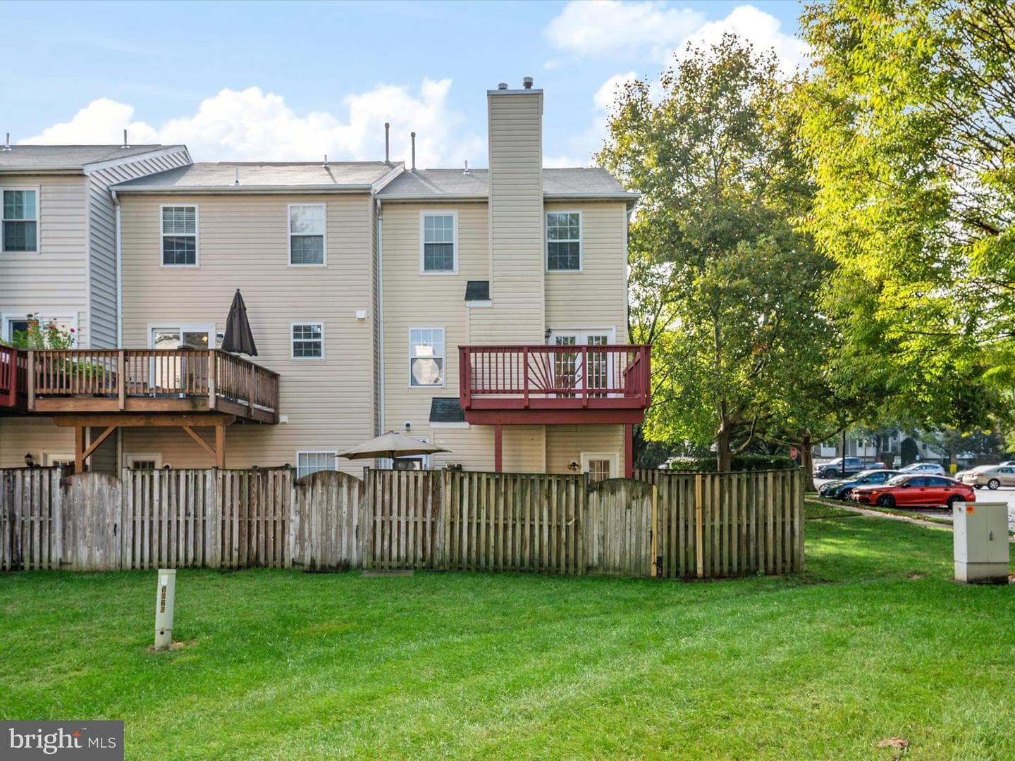 2402 Wentworth Drive photo 27