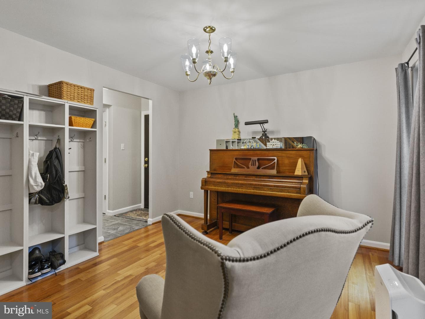 208 Branchard Court photo 17