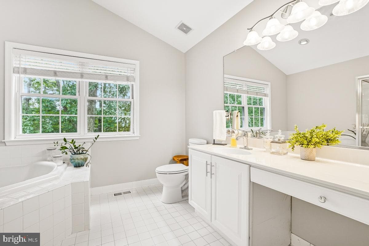633 Andrew Hill Road photo 18