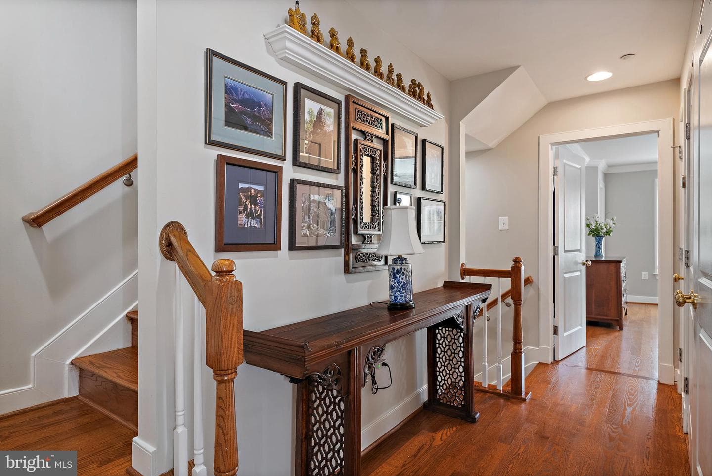 51 Richards Lane photo 34