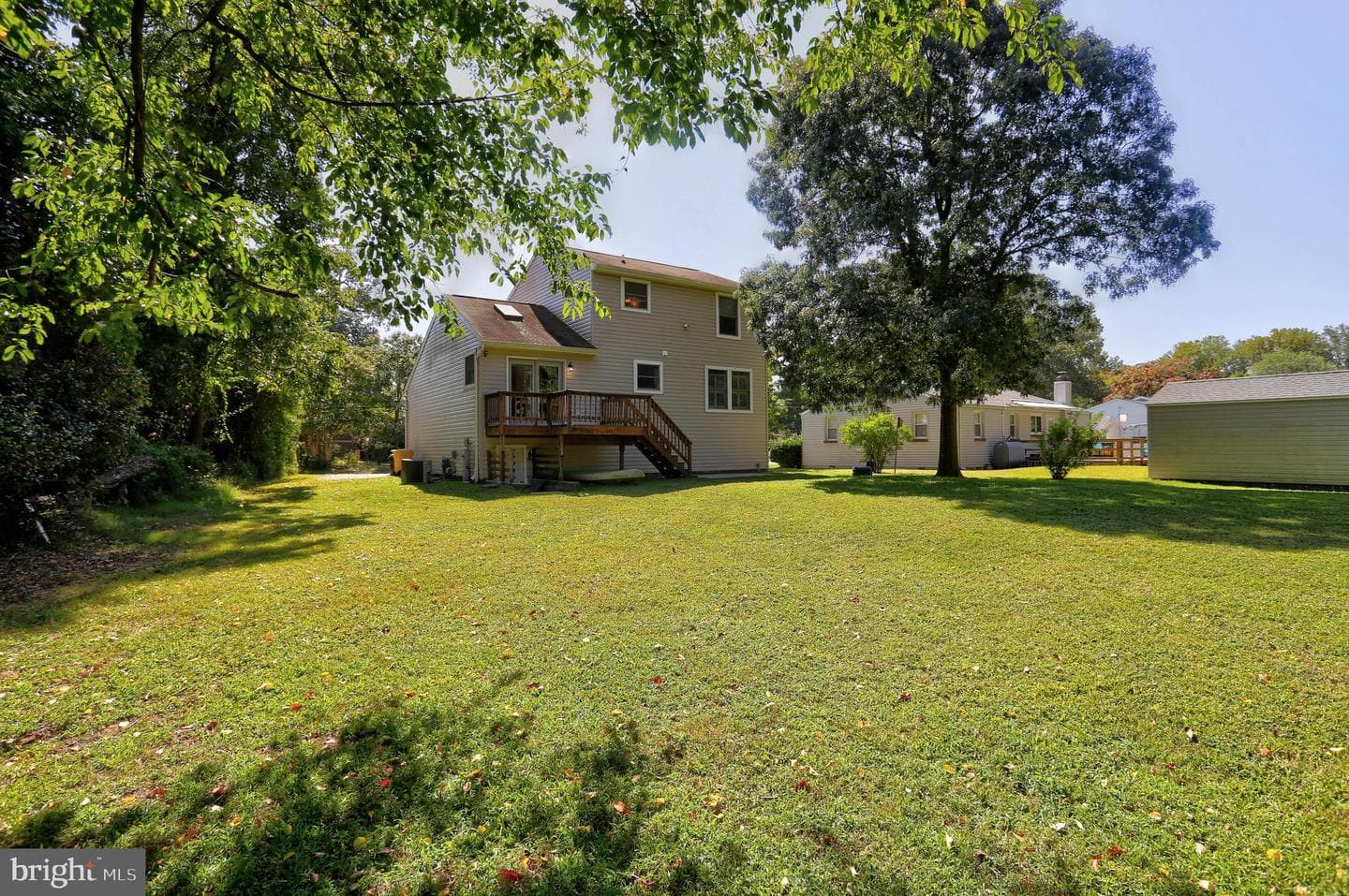 8173 Forest Glen Drive photo 3