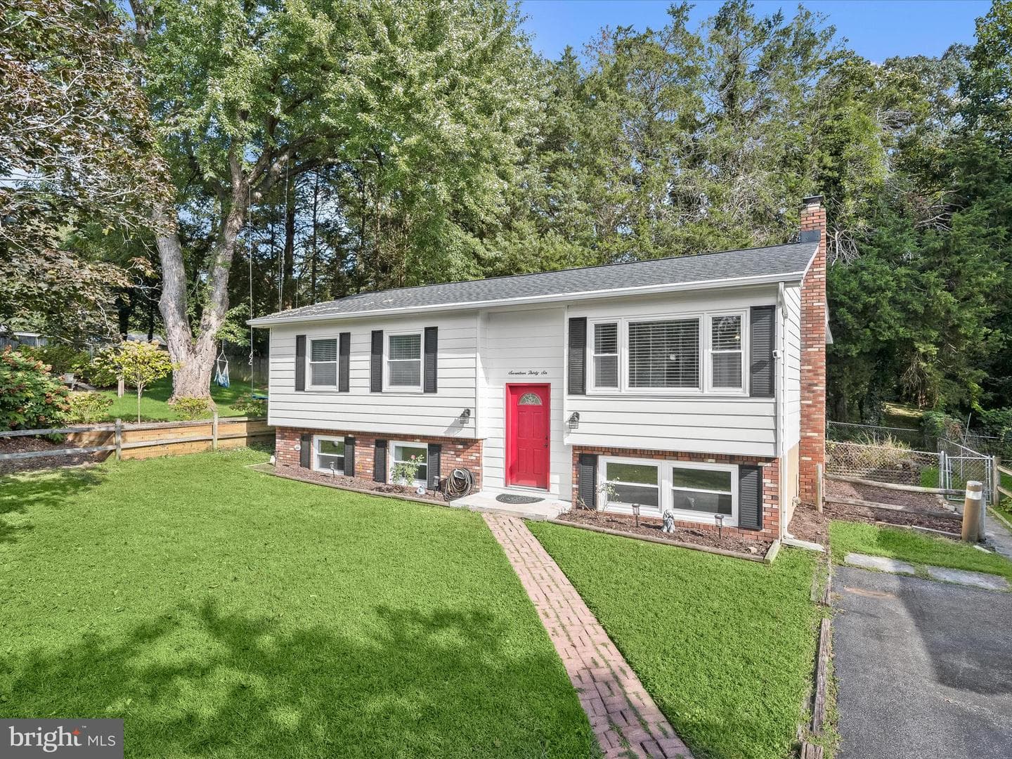 1736 Shore Drive photo 1