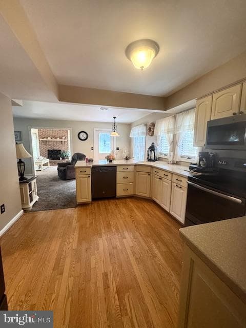 2053 Kurtz Avenue photo 22