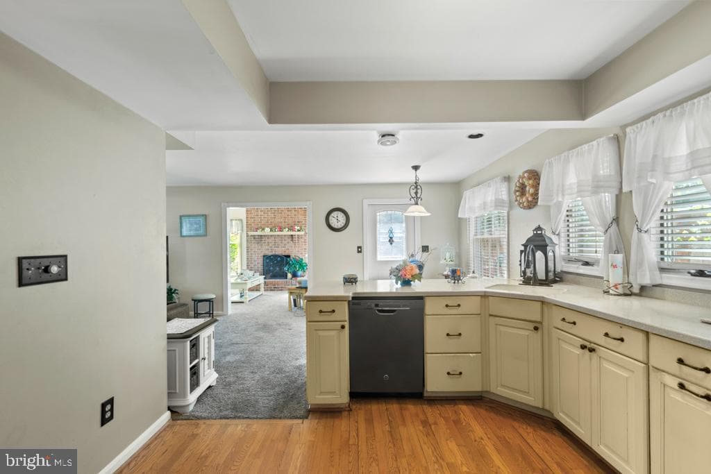 2053 Kurtz Avenue photo 24