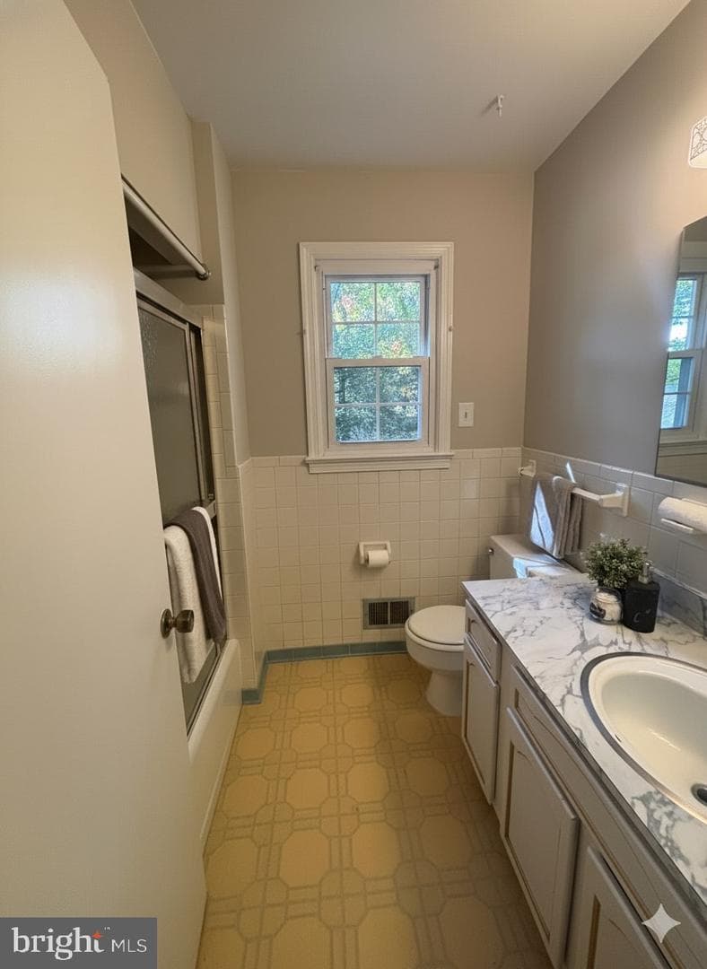 201 Oak Avenue photo 25